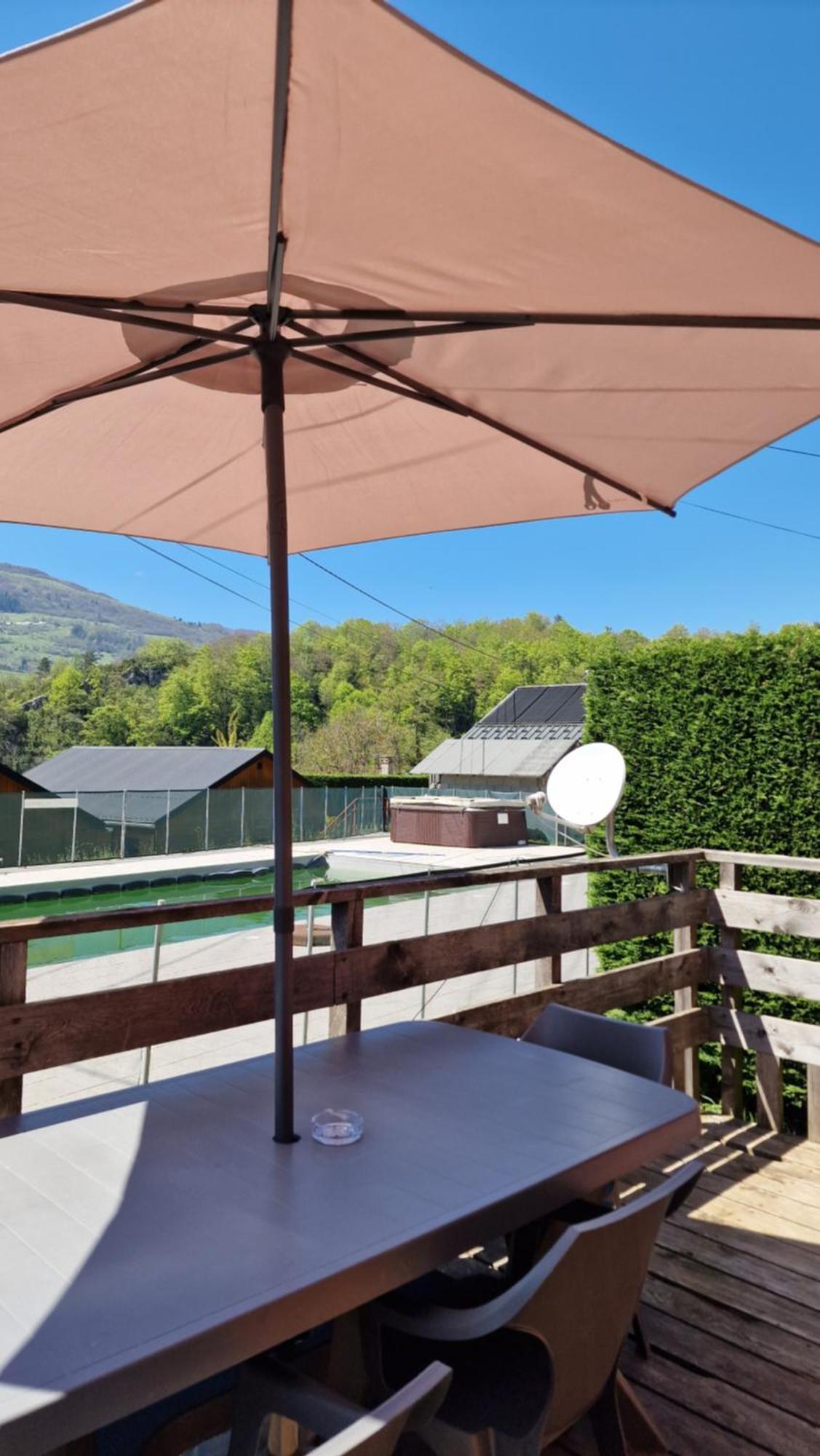 Chalet Bord De Lac Avec Piscine N2E Laffrey Exteriér fotografie