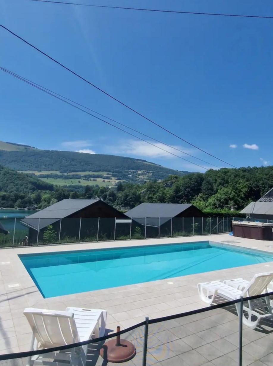 Chalet Bord De Lac Avec Piscine N2E Laffrey Exteriér fotografie